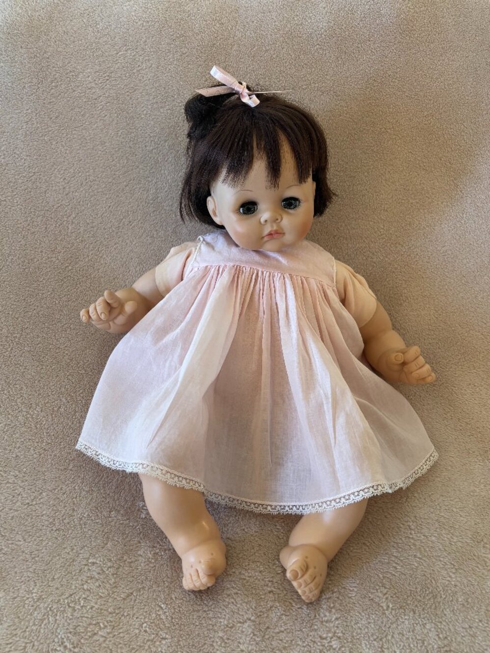 VINTAGE 1965 MADAME ALEXANDER DOLL - Picture 4 of 9